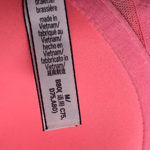 NWOT Hot Pink Lace Victoria's Secret bralette, size M - Picture 6 of 6